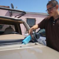 Installing auto glass